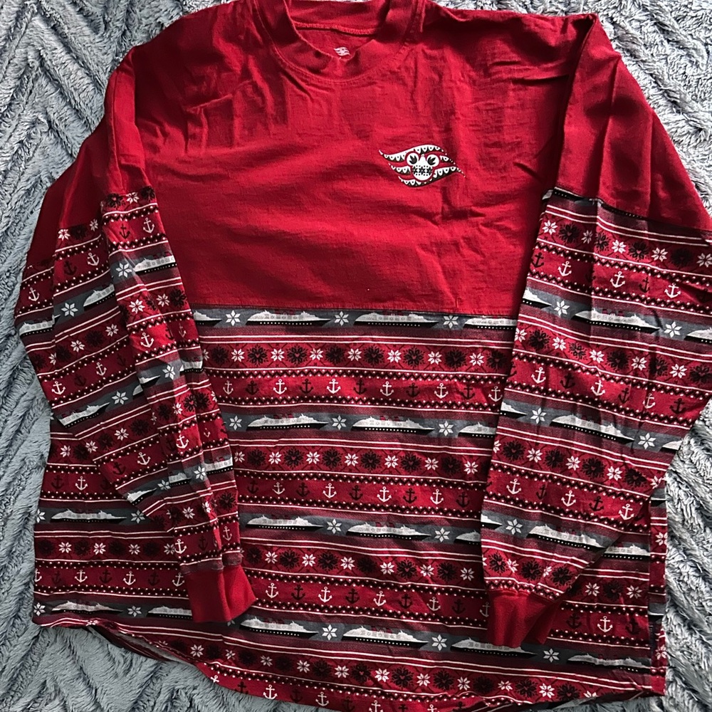 DCL holiday spirit jersey